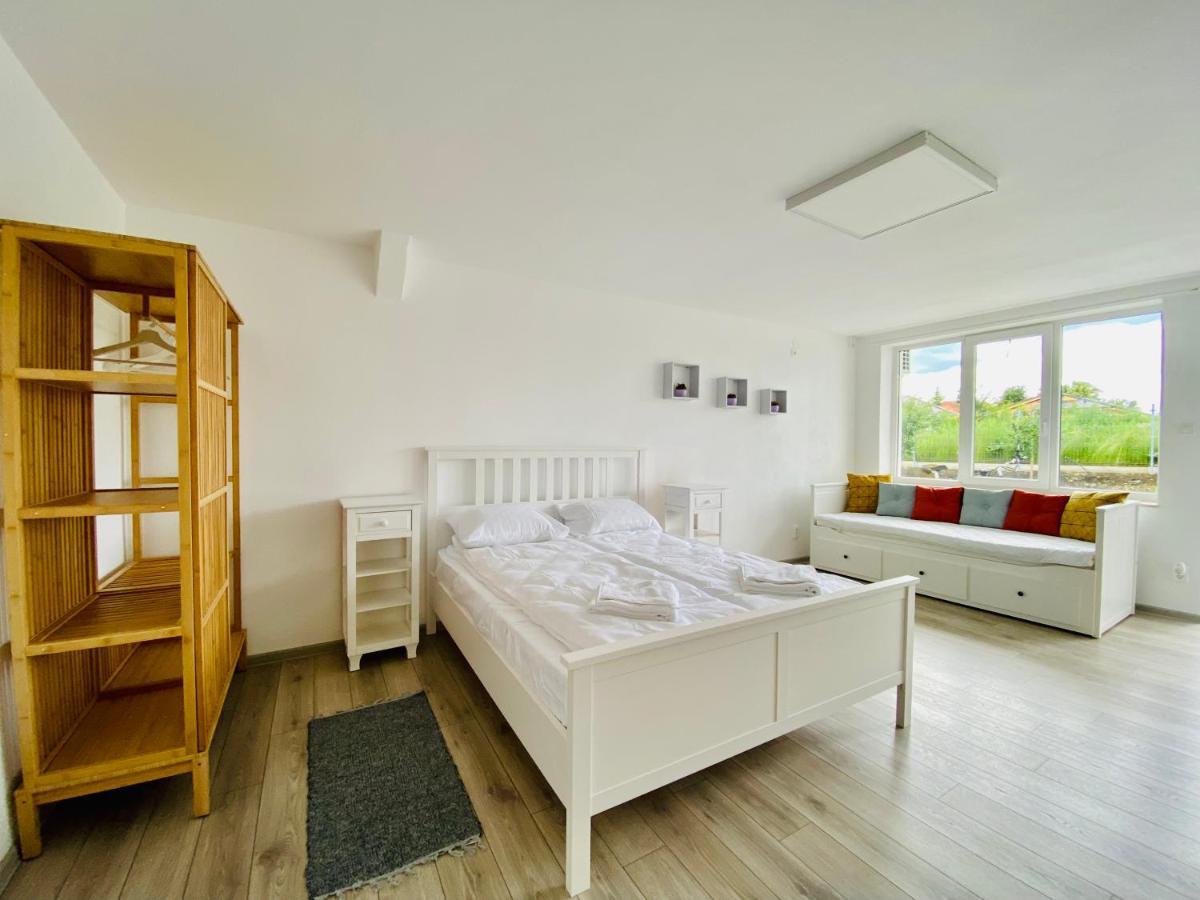 Pixel Guesthouse Targu Secuiesc Bagian luar foto