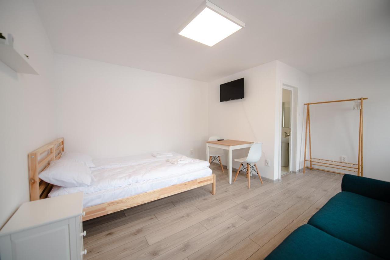 Pixel Guesthouse Targu Secuiesc Bagian luar foto