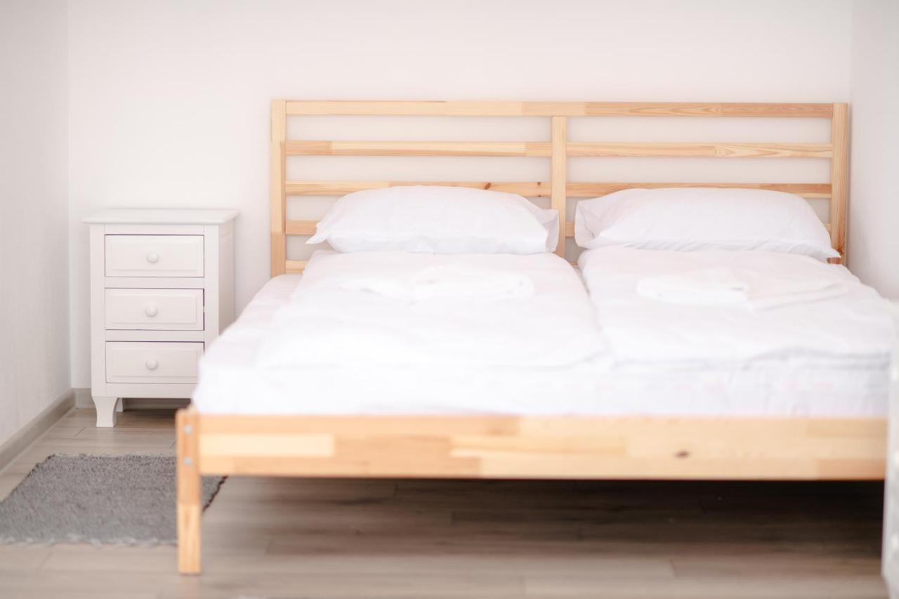 Pixel Guesthouse Targu Secuiesc Bagian luar foto