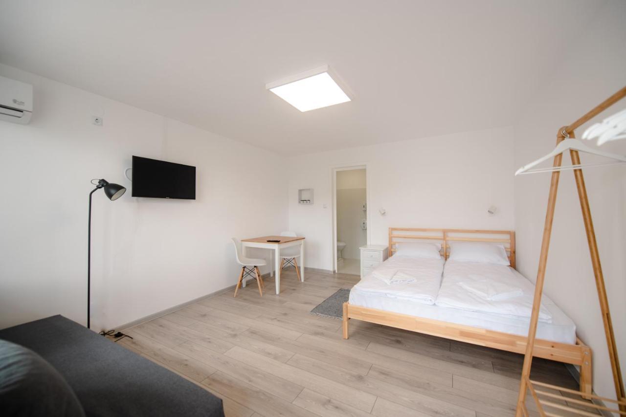 Pixel Guesthouse Targu Secuiesc Bagian luar foto