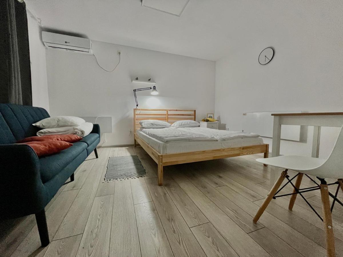 Pixel Guesthouse Targu Secuiesc Bagian luar foto